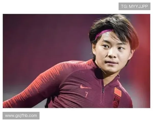 世界足球明星的女儿们如何在光环下追寻自己的梦想与人生道路